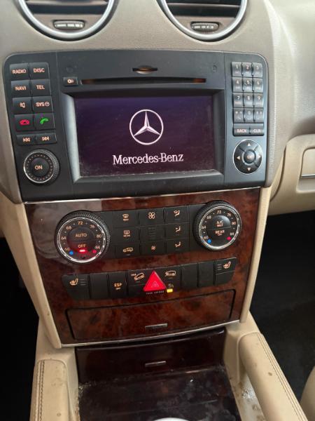 Mercedes-Benz M-Class ML350 4MATIC 2011