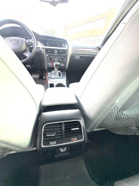 Audi A4 2.0T Sedan quattro Tiptronic 2013