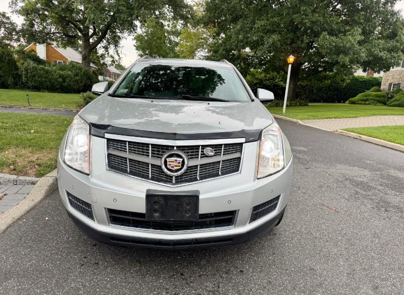 Cadillac SRX Luxury AWD 2012