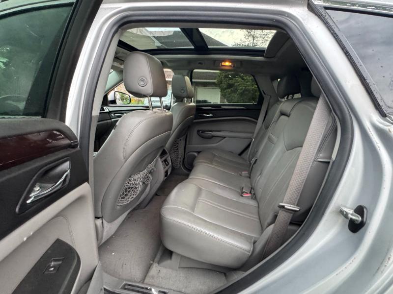 Cadillac SRX Luxury AWD 2012