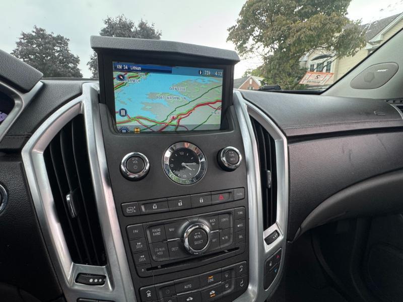 Cadillac SRX Luxury AWD 2012