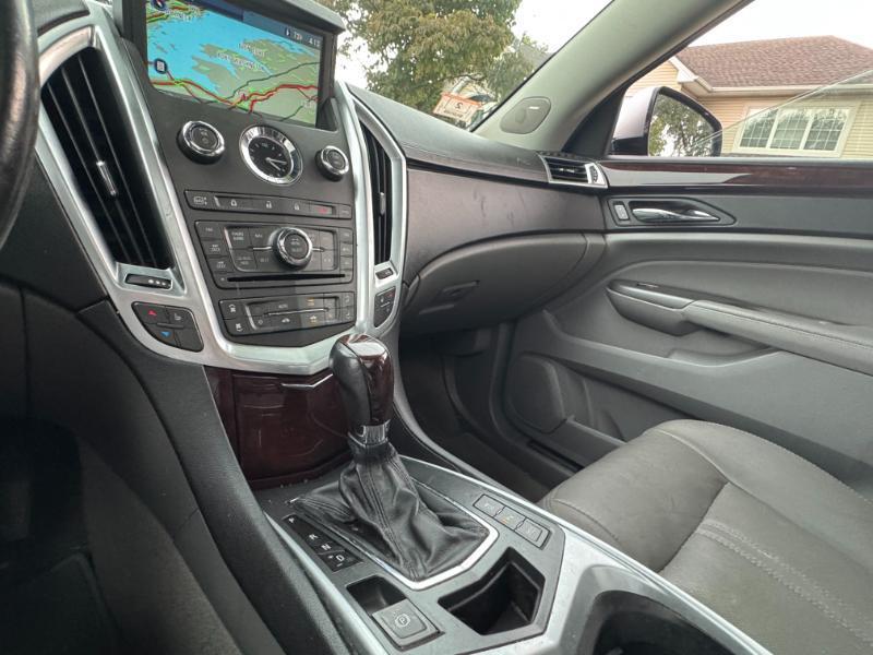 Cadillac SRX Luxury AWD 2012