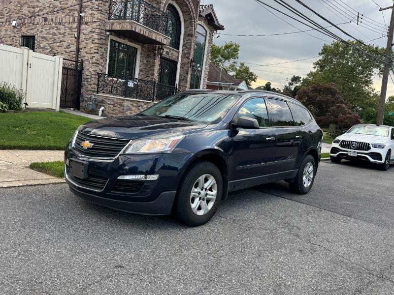 2017 Chevrolet Traverse LS AWD w/PDC