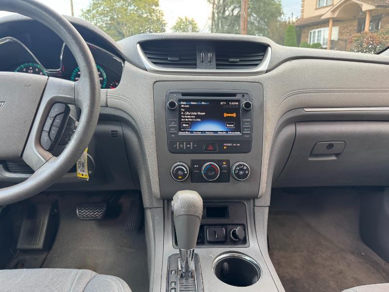 Chevrolet Traverse LS AWD w/PDC 2017