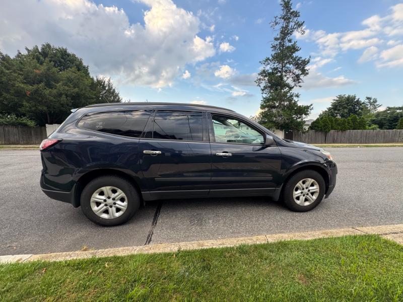 Chevrolet Traverse LS AWD w/PDC 2017