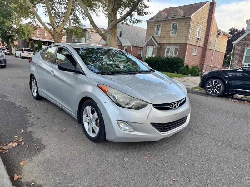 Hyundai Elantra GLS 2013