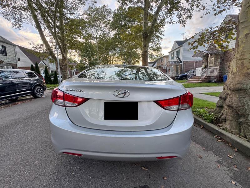 Hyundai Elantra GLS 2013
