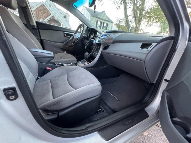 Hyundai Elantra GLS 2013