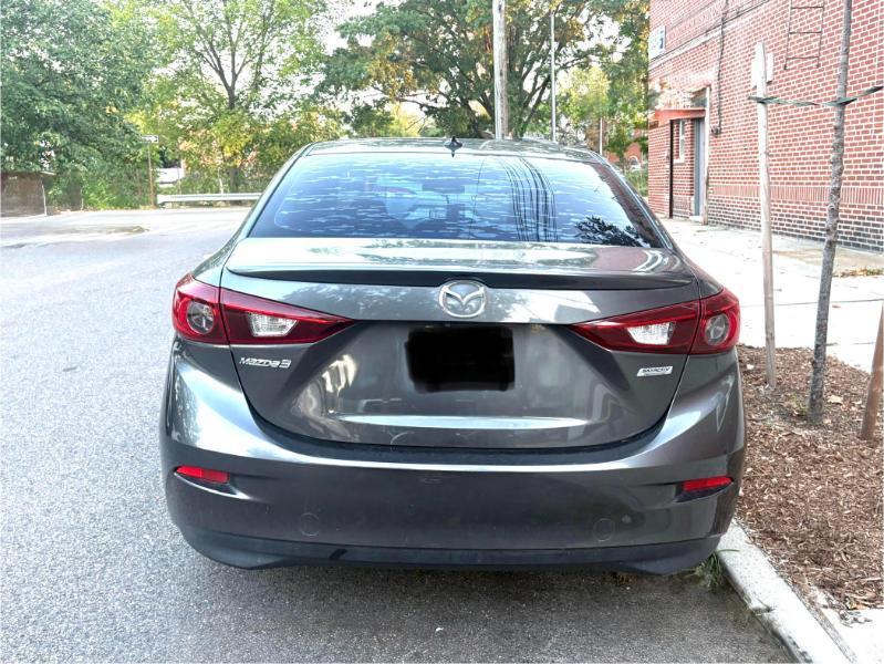 Mazda MAZDA3 i Touring AT 4-Door 2017