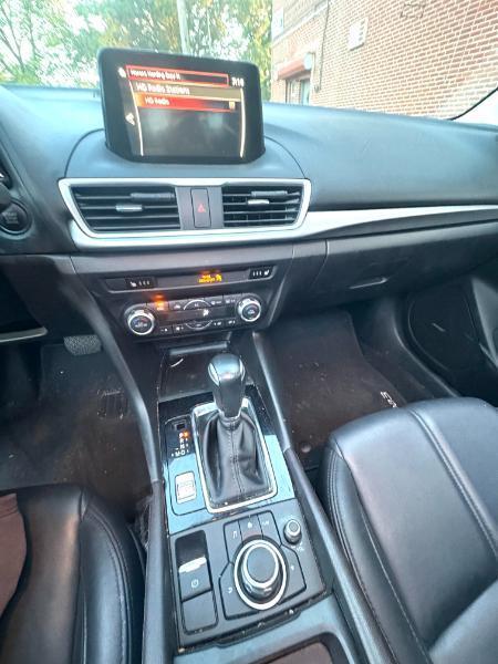 Mazda MAZDA3 i Touring AT 4-Door 2017