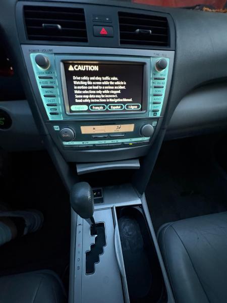 Toyota Camry Hybrid Sedan 2007