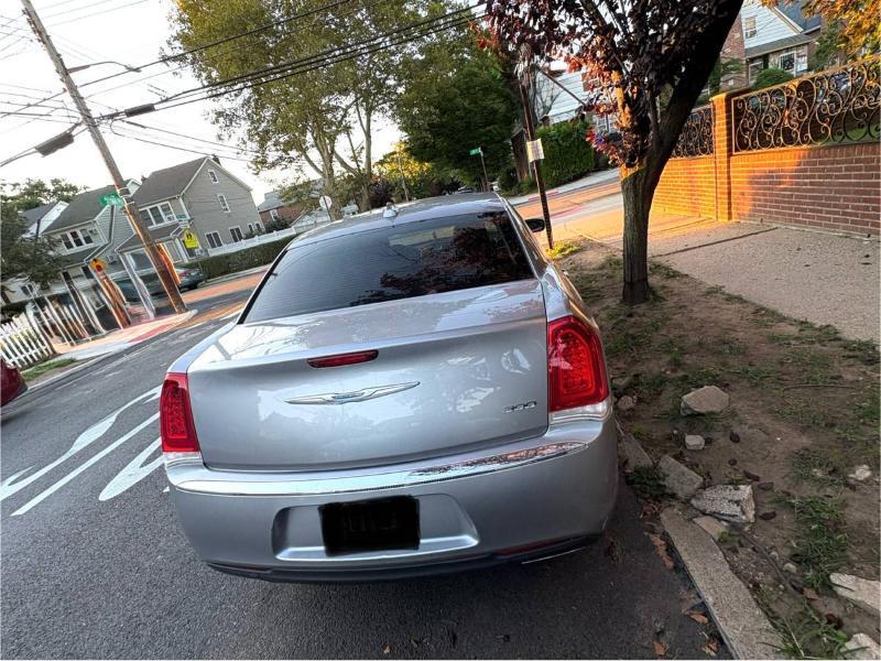 Chrysler 300 Limited 2015