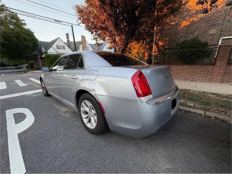 Chrysler 300 Limited 2015