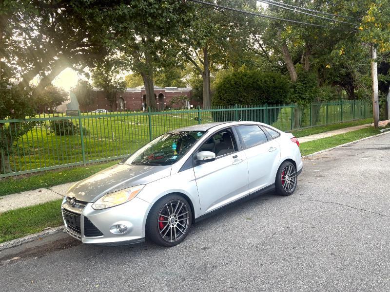 2014 Ford Focus SE Sedan