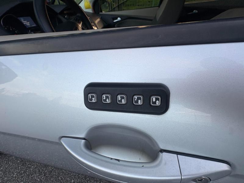 Ford Focus SE Sedan 2014