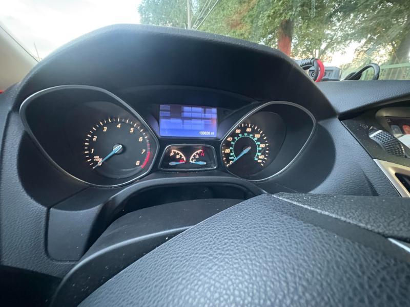 Ford Focus SE Sedan 2014
