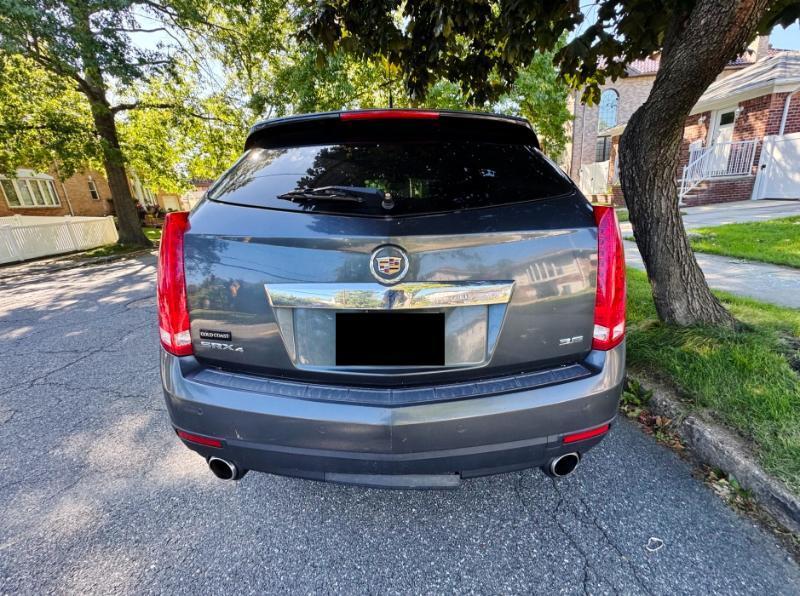 Cadillac SRX Performance AWD 2012