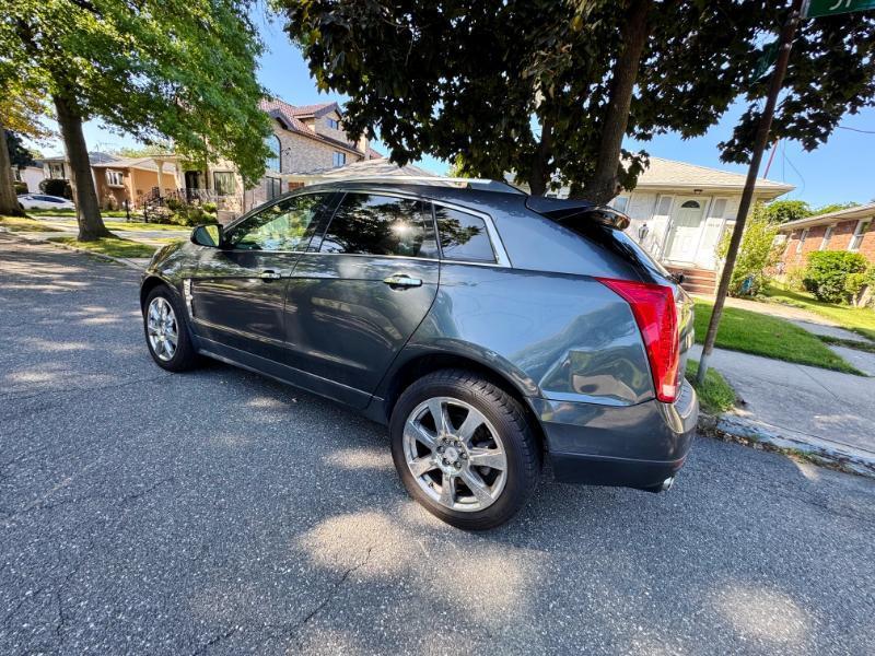 Cadillac SRX Performance AWD 2012