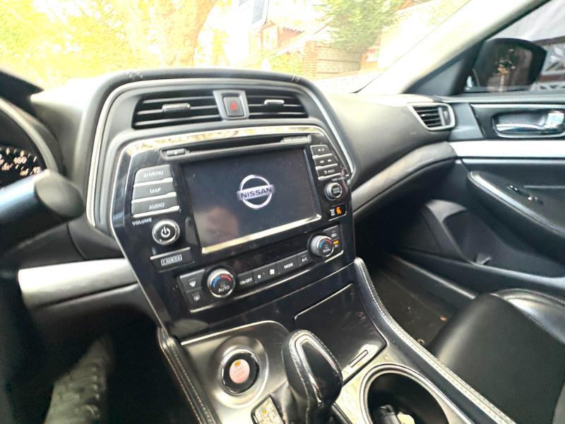 Nissan Maxima 3.5 SV 2017