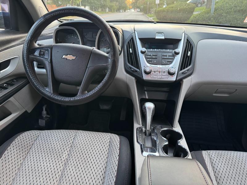 Chevrolet Equinox LS AWD 2010