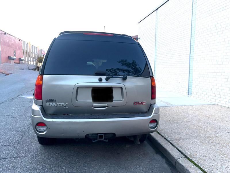 GMC Envoy SLT 4WD 2005