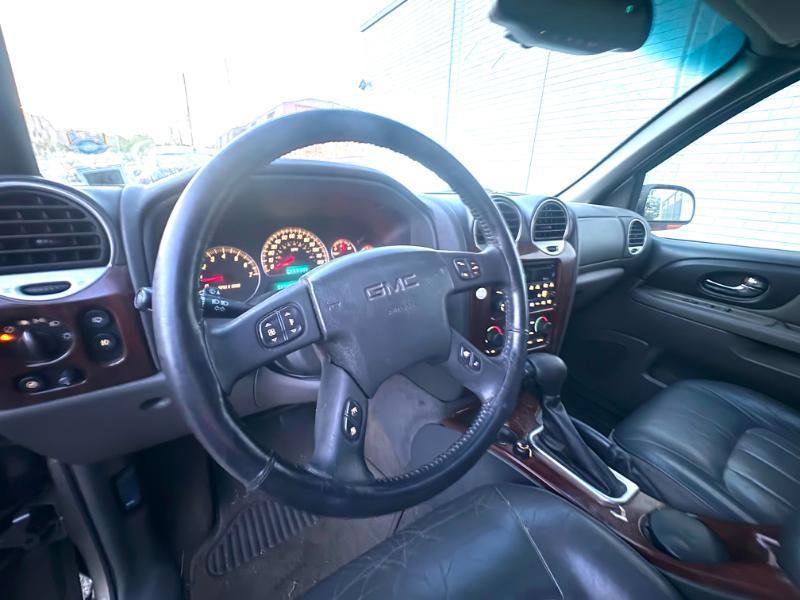 GMC Envoy SLT 4WD 2005