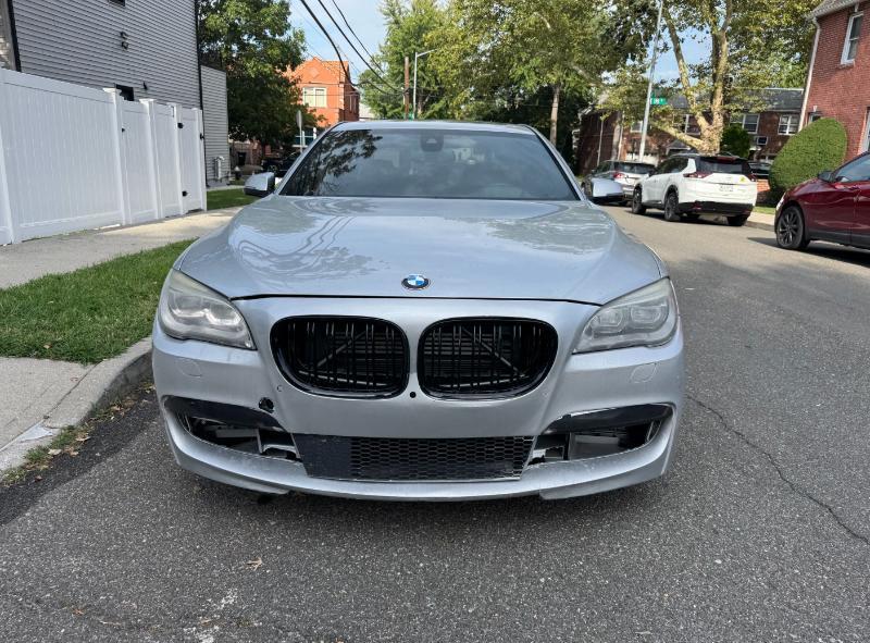 BMW Alpina B7  2015