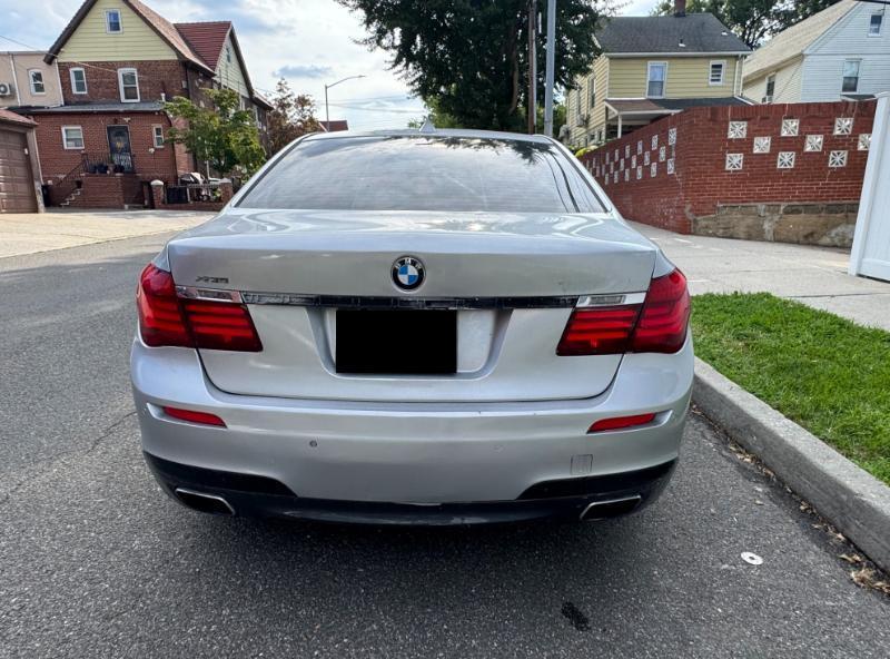 BMW Alpina B7  2015