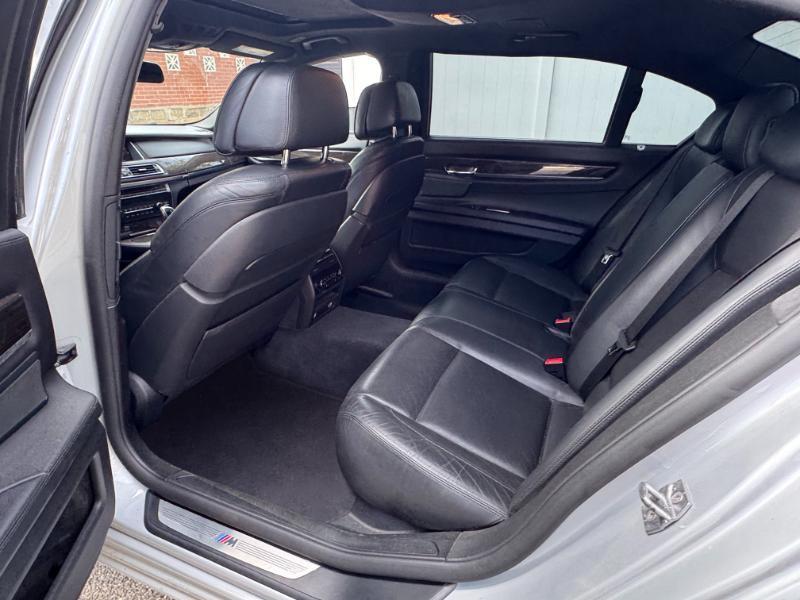 BMW Alpina B7  2015