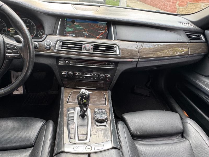 BMW Alpina B7  2015