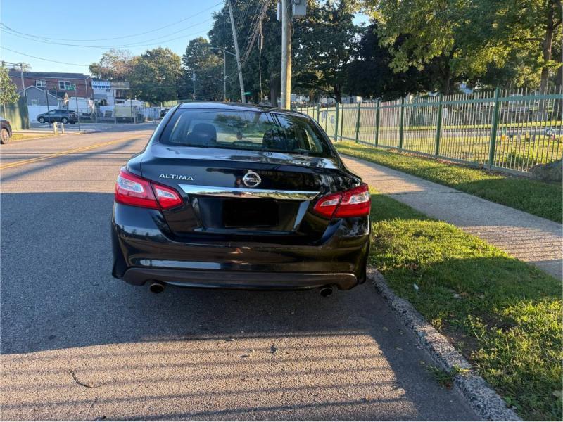 Nissan Altima 2.5 S 2016