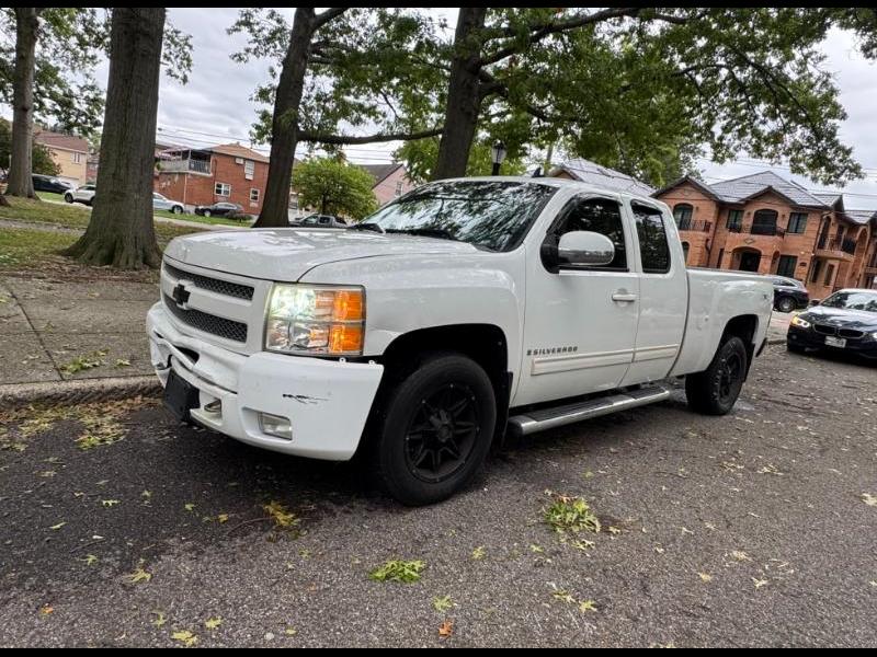 2009 Chevrolet Silverado 1500 Work Truck Ext. Cab Long Box 4WD