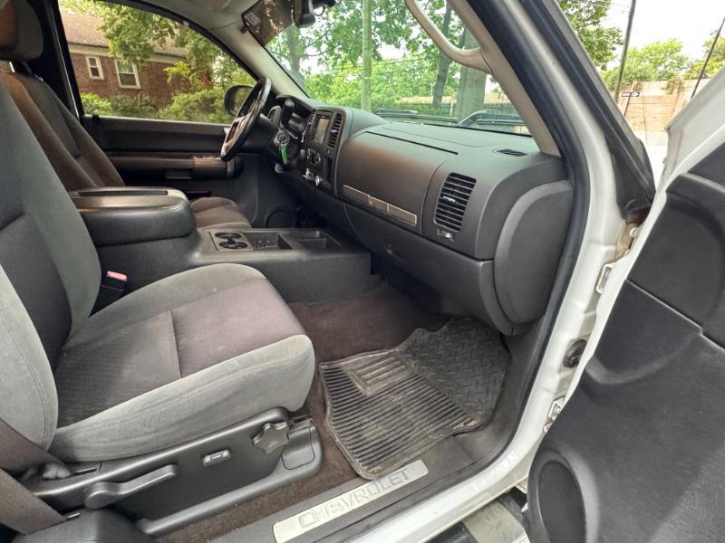 Chevrolet Silverado 1500 Work Truck Ext. Cab Long Box 4WD 2009