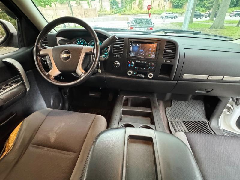 Chevrolet Silverado 1500 Work Truck Ext. Cab Long Box 4WD 2009