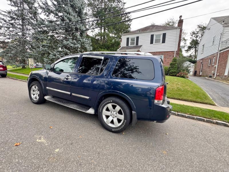 Nissan Armada Titanium 4WD 2010