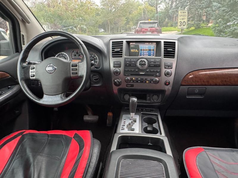 Nissan Armada Titanium 4WD 2010