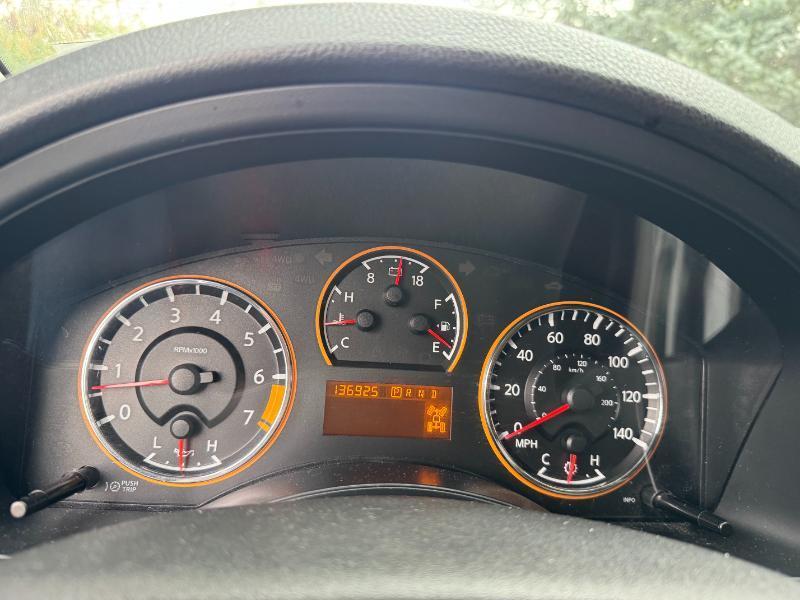 Nissan Armada Titanium 4WD 2010