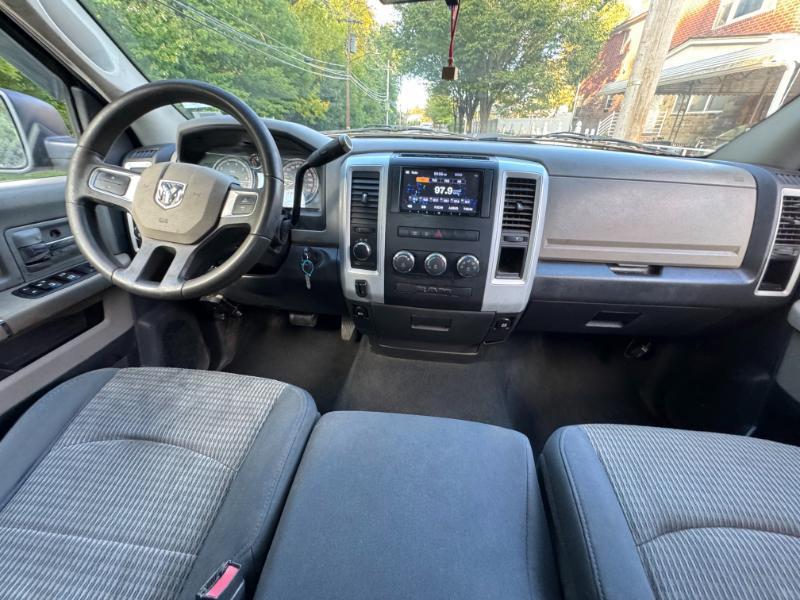 Dodge Ram 1500 SLT Quad Cab 4WD 2009