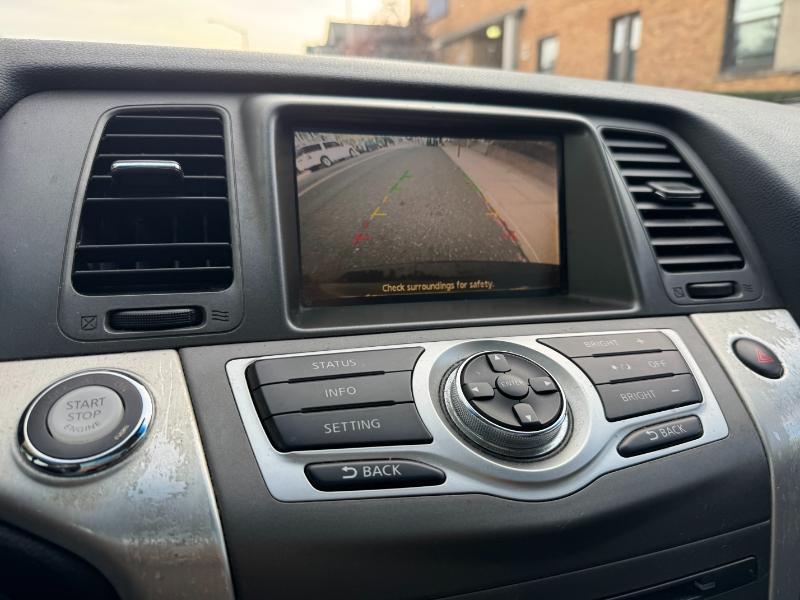 Nissan Murano SL AWD 2011