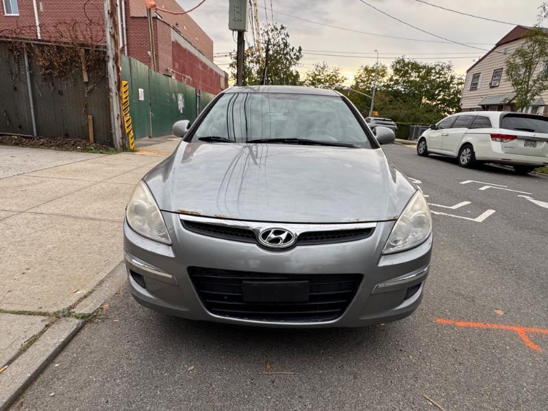 Hyundai Elantra Touring  2012