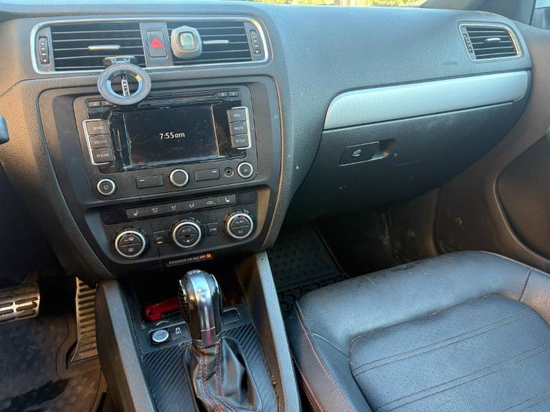 Volkswagen Jetta 2.0T GLI 2013