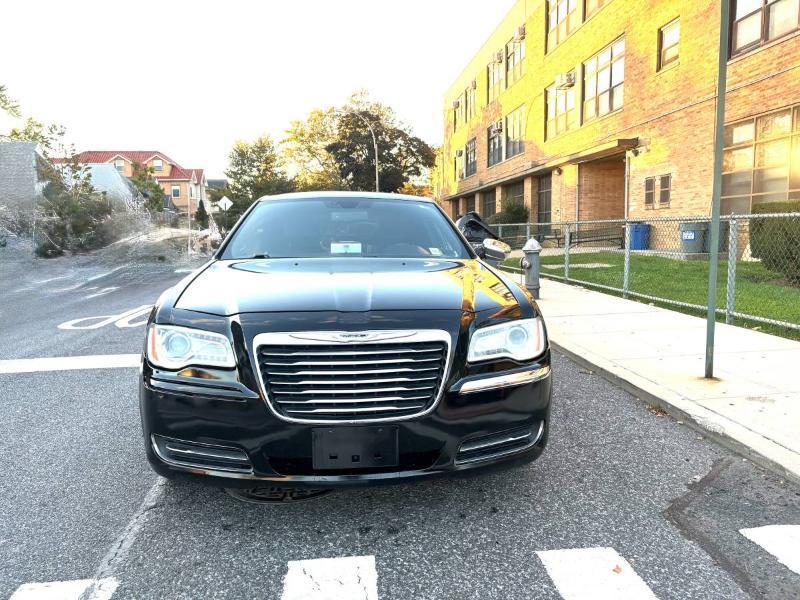Chrysler 300 RWD 2013