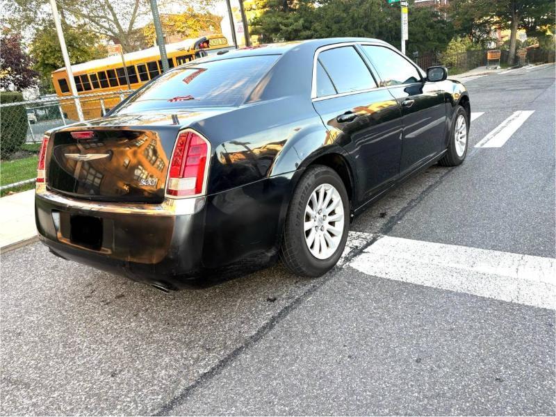 Chrysler 300 RWD 2013