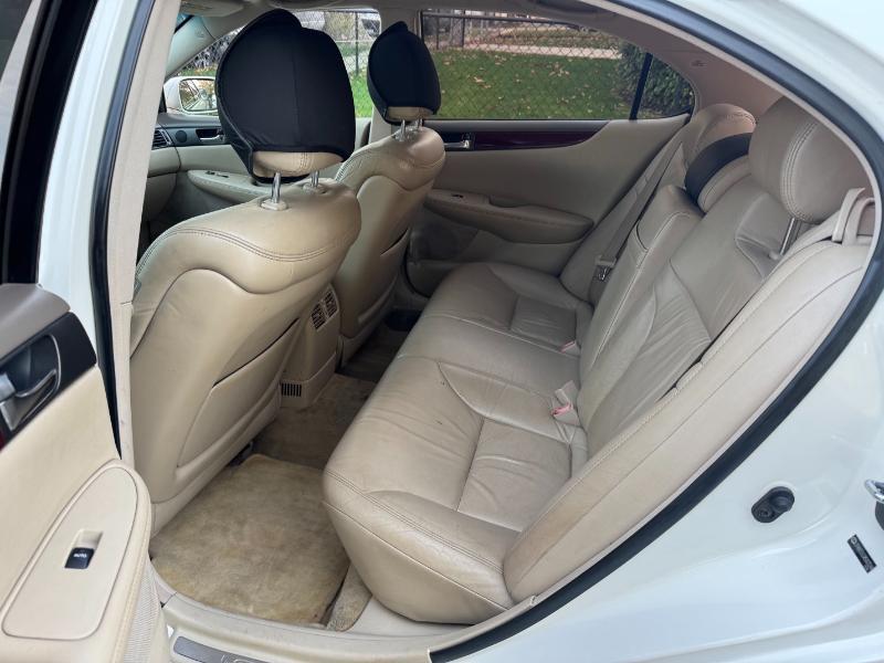 Lexus ES 330 Sedan 2004