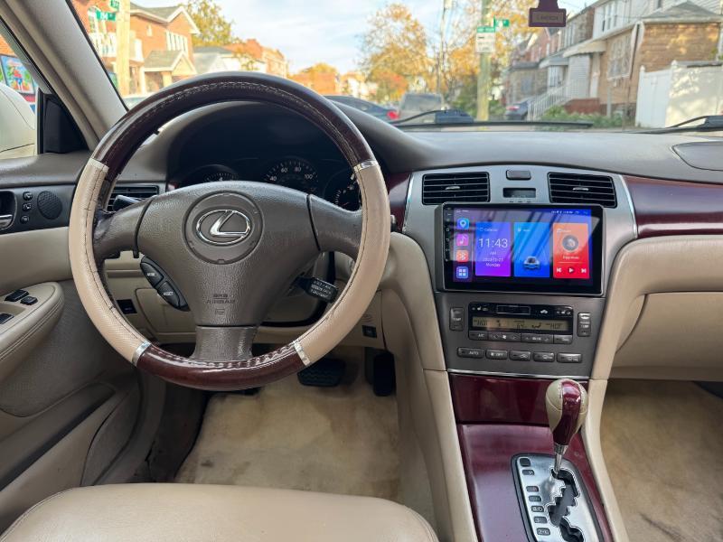 Lexus ES 330 Sedan 2004