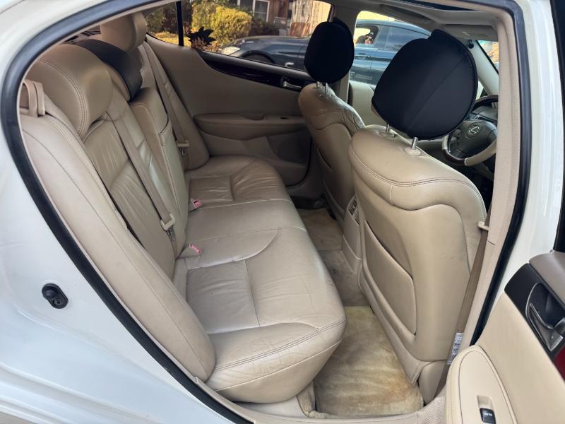 Lexus ES 330 Sedan 2004