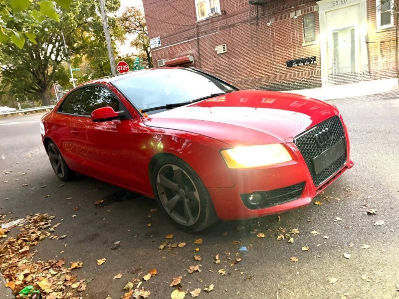 Audi A5 Coupe 2.0T quattro Tiptronic 2011
