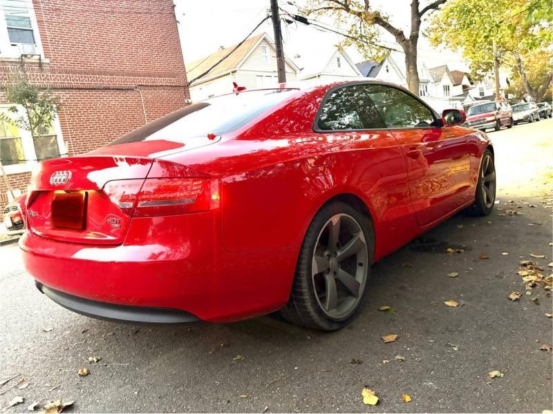 Audi A5 Coupe 2.0T quattro Tiptronic 2011
