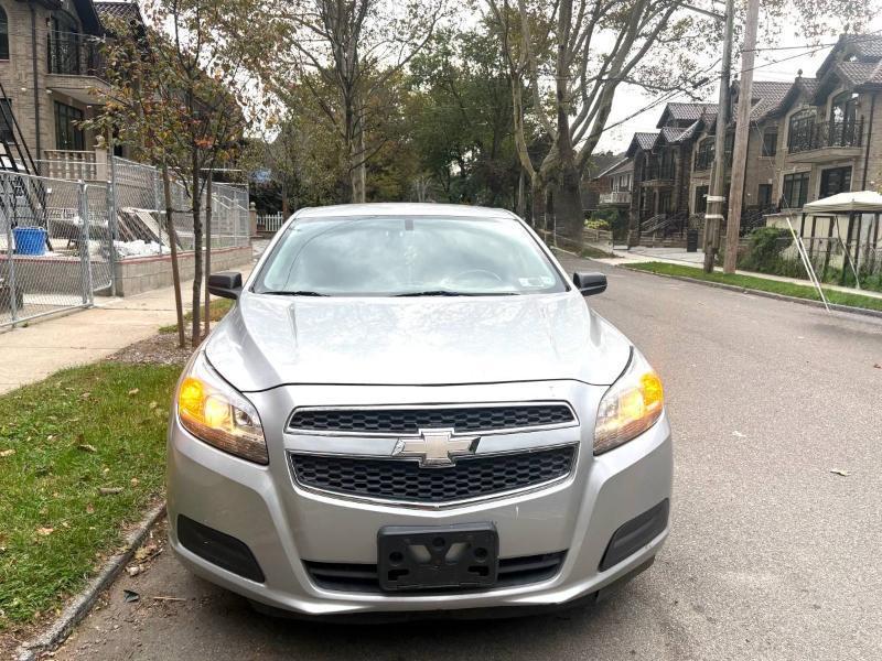Chevrolet Malibu LS 2013