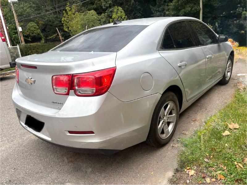 Chevrolet Malibu LS 2013